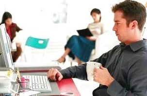Il est recommandé à tous les hommes de passer un test de dépistage de tout signe de prostatite.